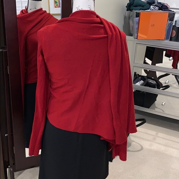 DKNY Donna Karen 100% Cashmere wrap vibrant red - Picture 5 of 9